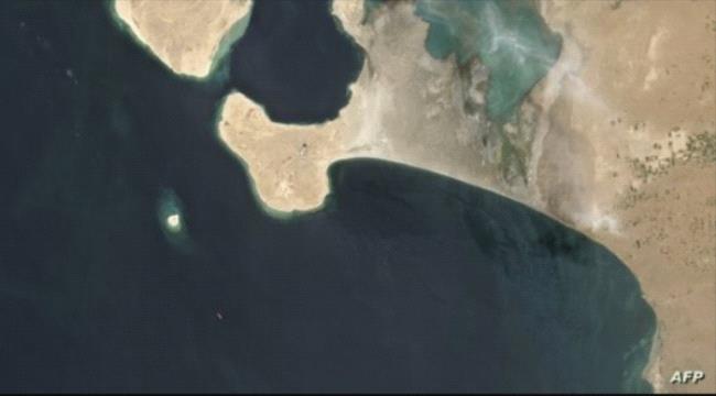 وزير حوثي: يجب الحصول على تصريح قبل دخول السفن المياه اليمنية